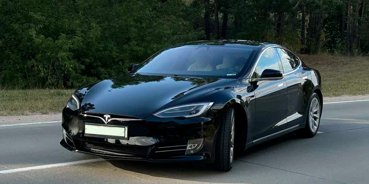 Tesla Model S 75D 2016