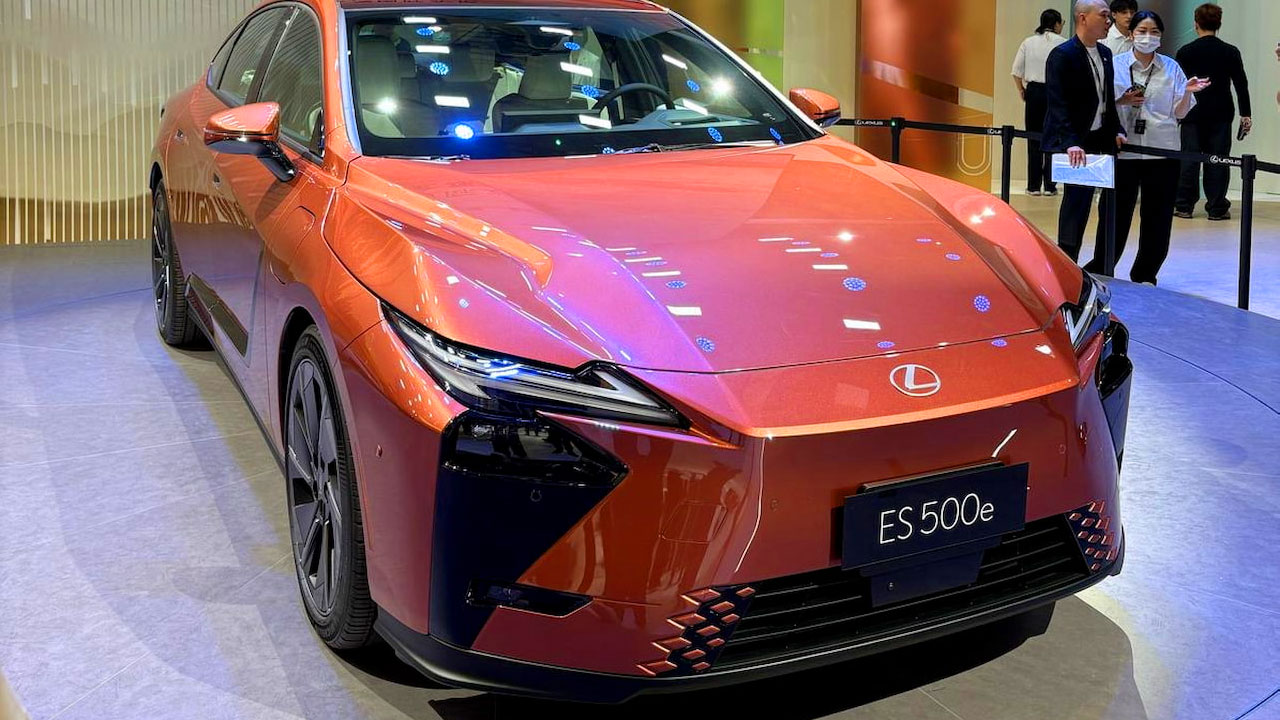 Lexus ES Electric 2026