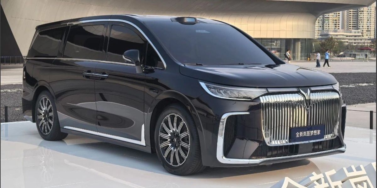 View Voyah Dream Qiankun Ultra EV