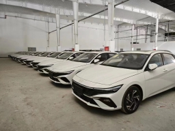 306093637f7c640d42e08a527dad217