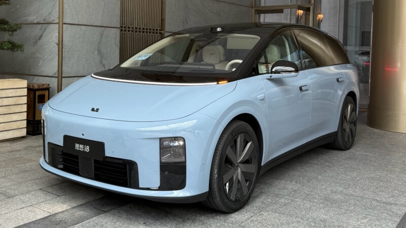 li_auto_i8_presales-5-800x450