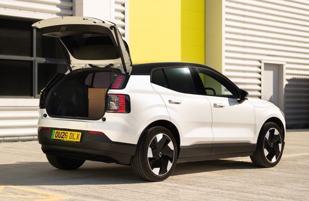 Volvo_ex30_cargo