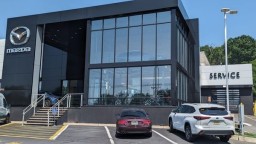 Empire Mazda of Green Brook 3