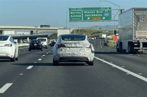 tesla3